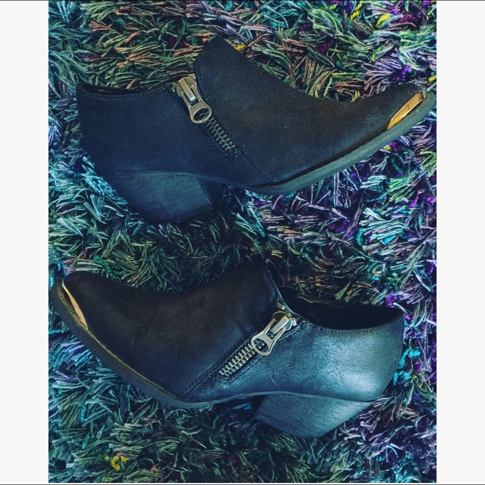 Very Volatile Sabrina western black zip booties 6 - Picture 2 of 7